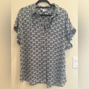 DR2 Short Sleeve Blouse (Size L)